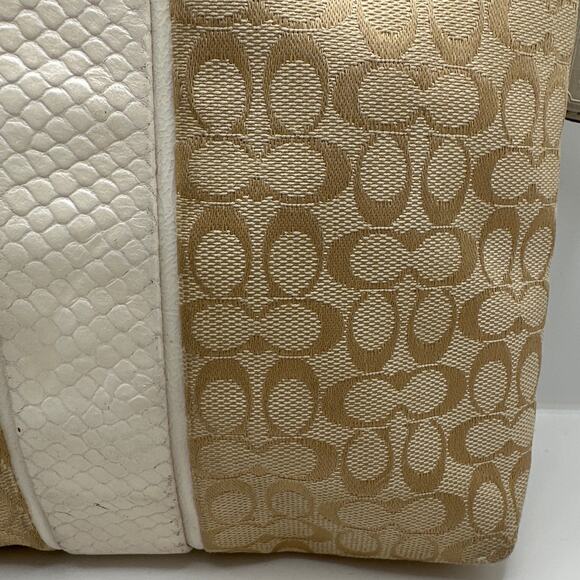 COACH Tan and Off White Signature Canvas Crossbody - Picture 5 of 12